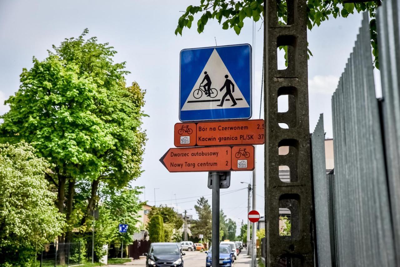 Podtatrzanskie Apartamenty Nowy Targ Exterior foto