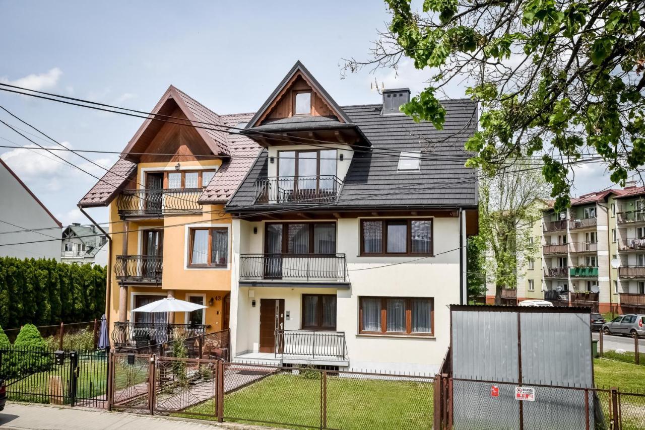 Podtatrzanskie Apartamenty Nowy Targ Exterior foto